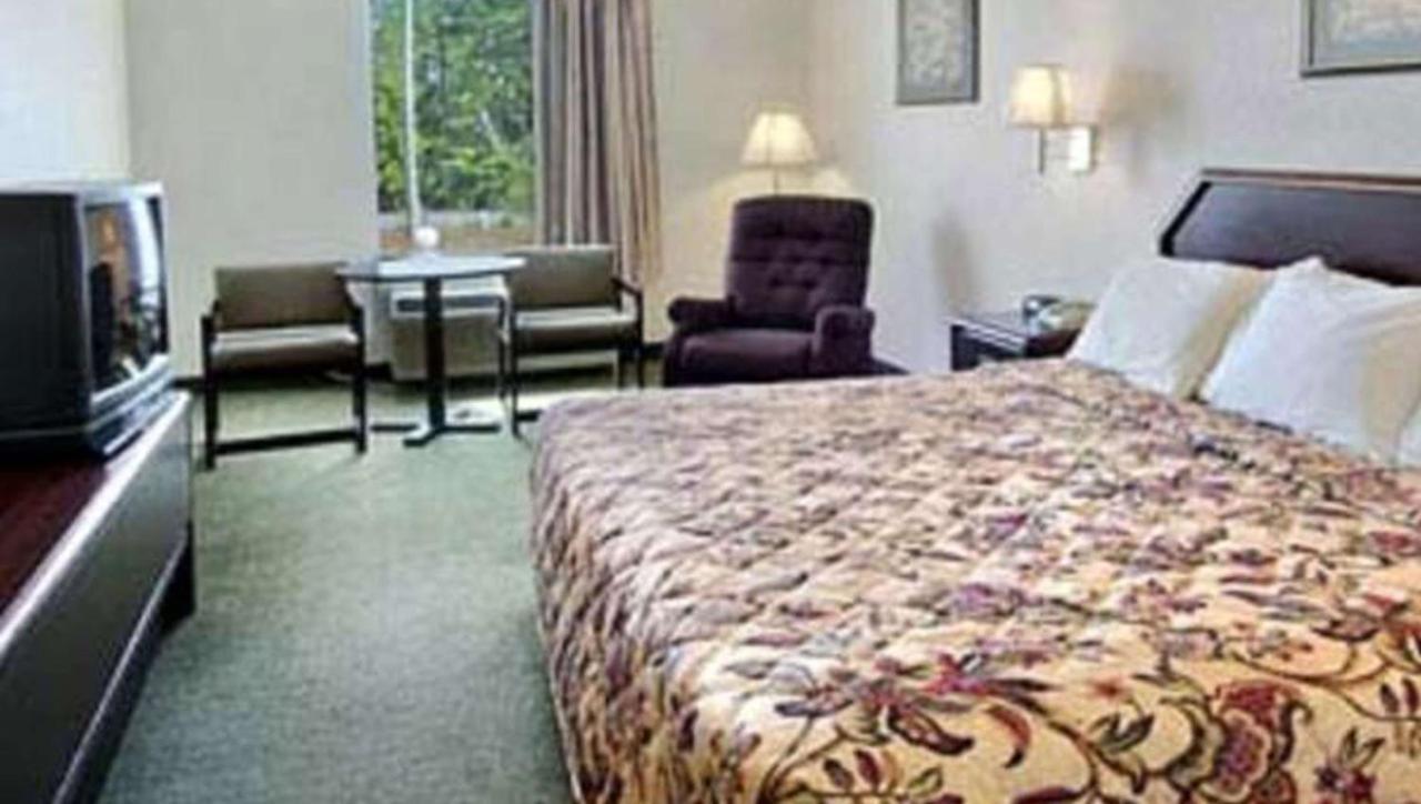 Gray Inn & Suites Luaran gambar
