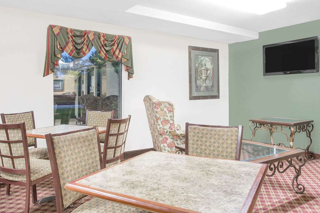 Gray Inn & Suites Luaran gambar